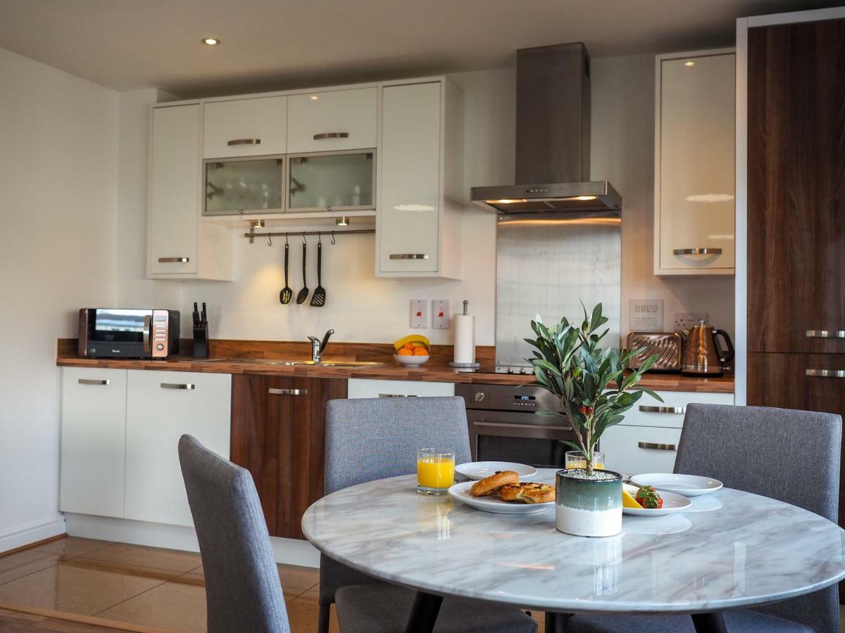 Apartment Stylish Spacious With Free Parking