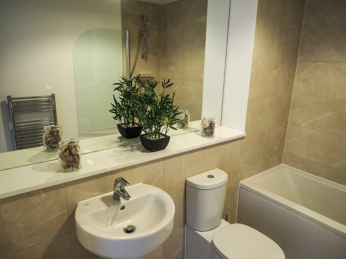 Apartment Stylish Spacious With Free Parking *